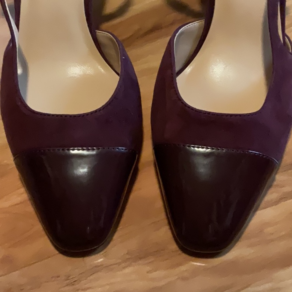 Ann Taylor suede cap toe sling back block heels - Picture 5 of 8